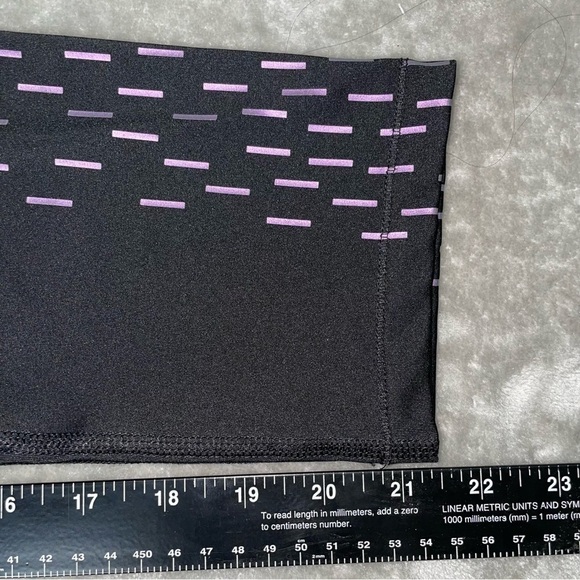 Nike Pro Cropped Dri-Fit  Reflective Linear Rain Capri Compression Leggings Sz S - Picture 6 of 8